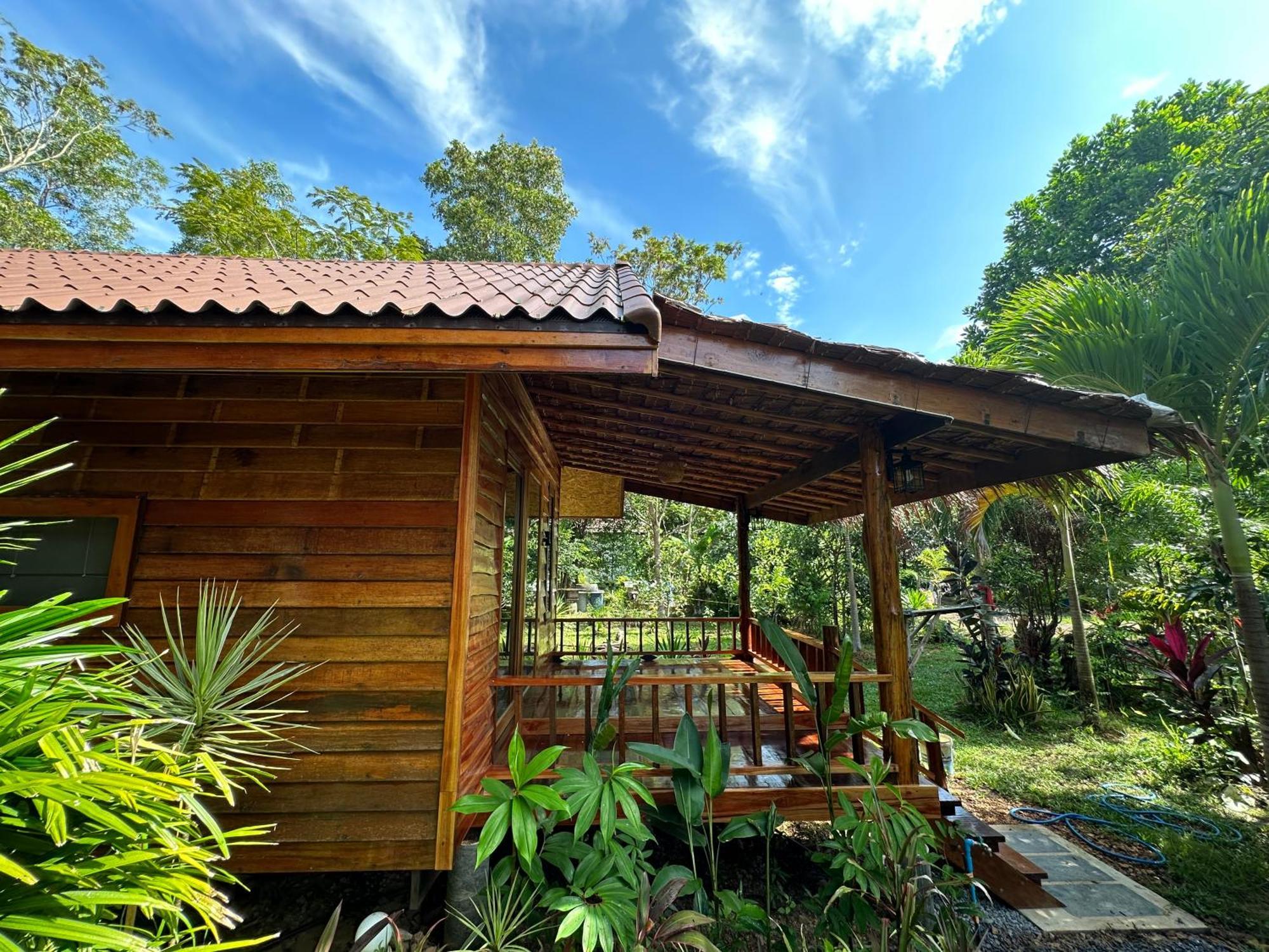 Koh Jum Bungalow & Hostel Kültér fotó