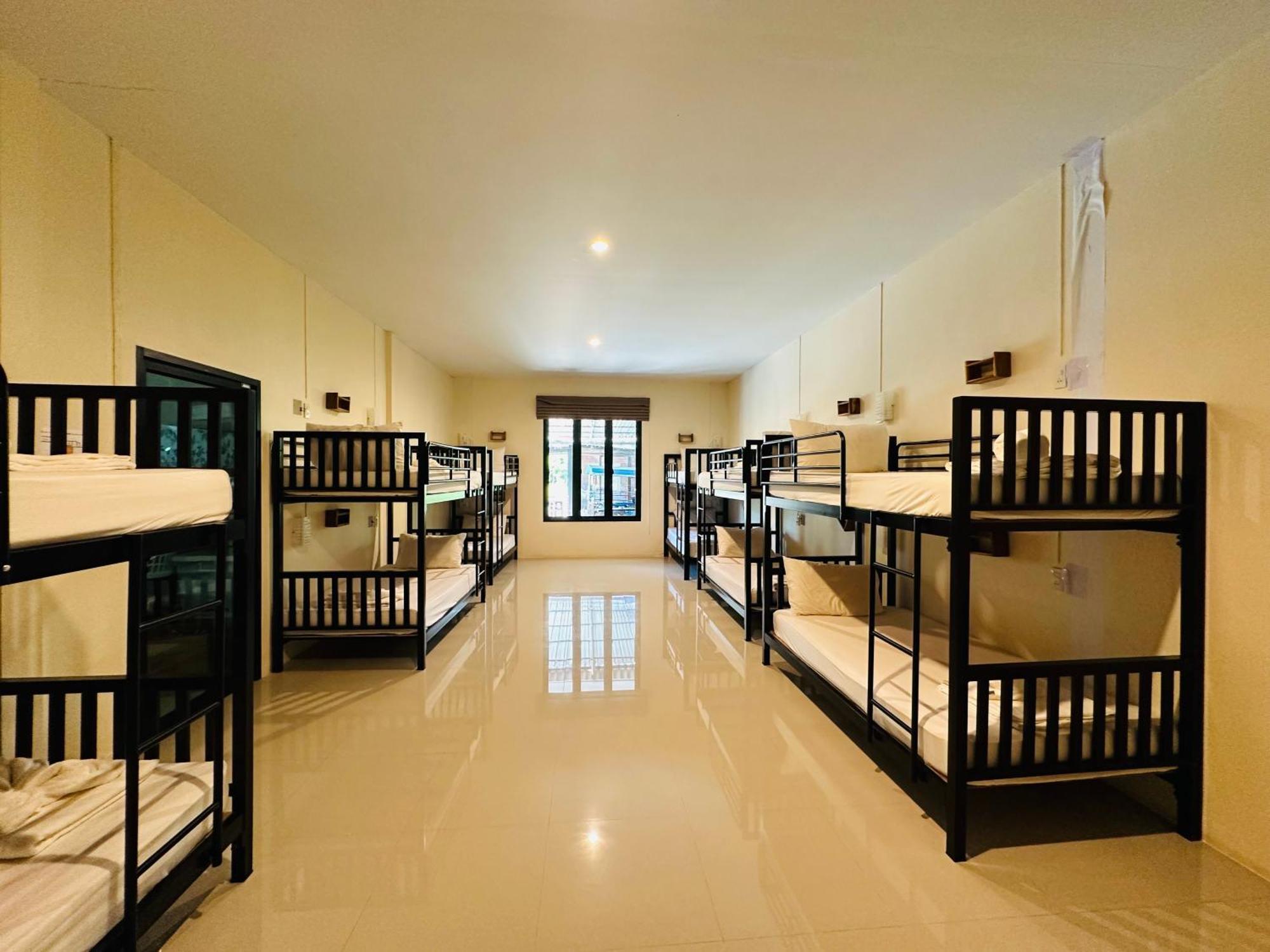 Koh Jum Bungalow & Hostel Kültér fotó