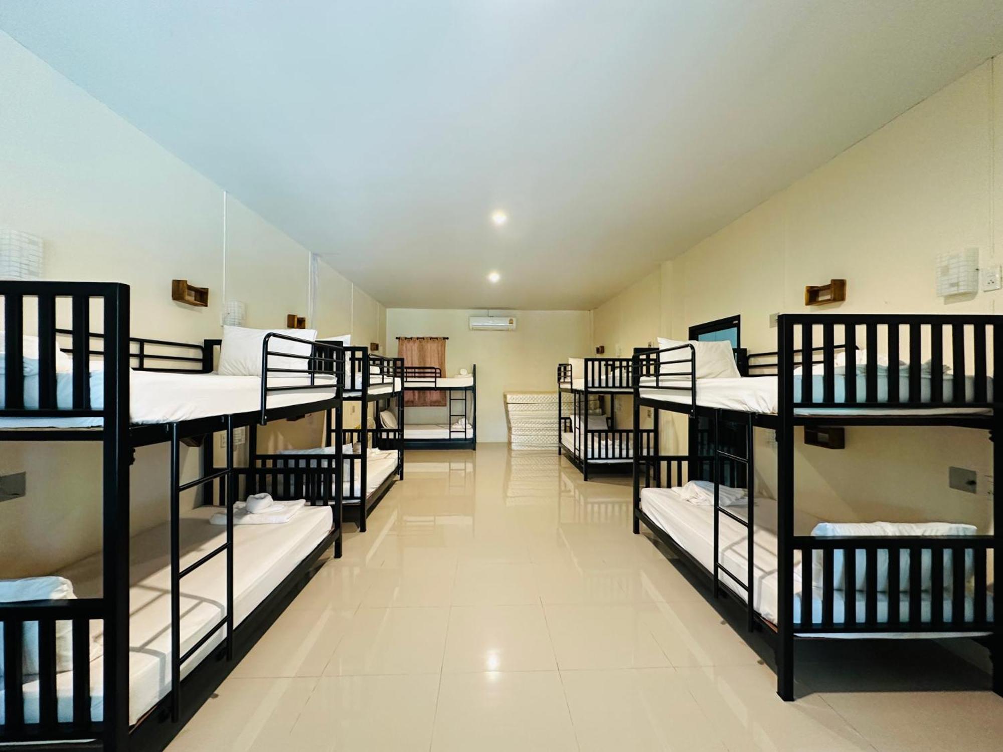 Koh Jum Bungalow & Hostel Kültér fotó