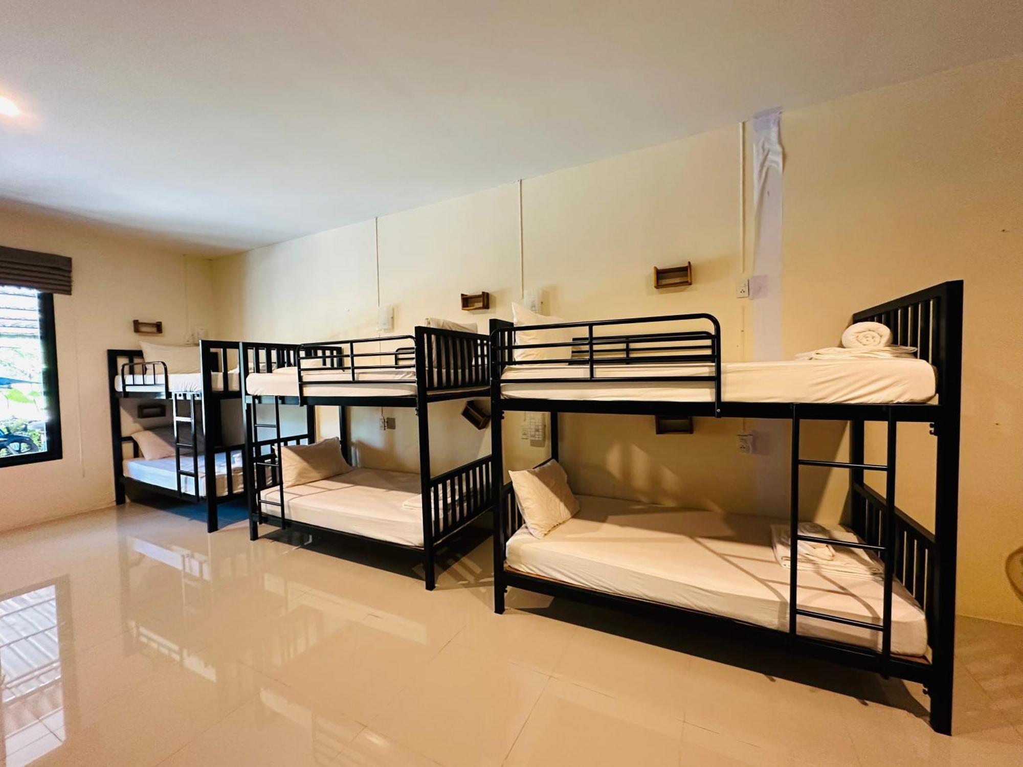Koh Jum Bungalow & Hostel Kültér fotó