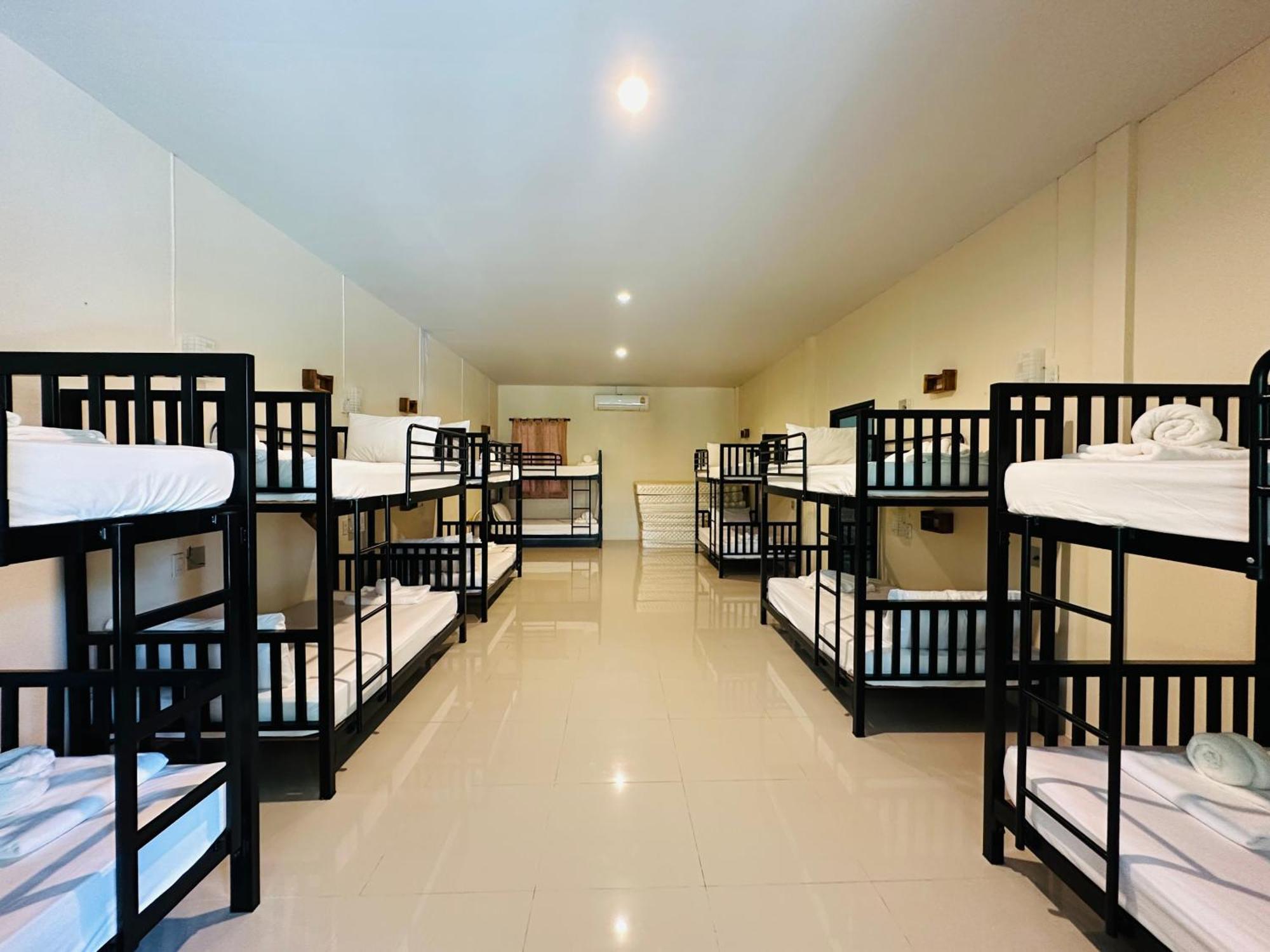 Koh Jum Bungalow & Hostel Kültér fotó