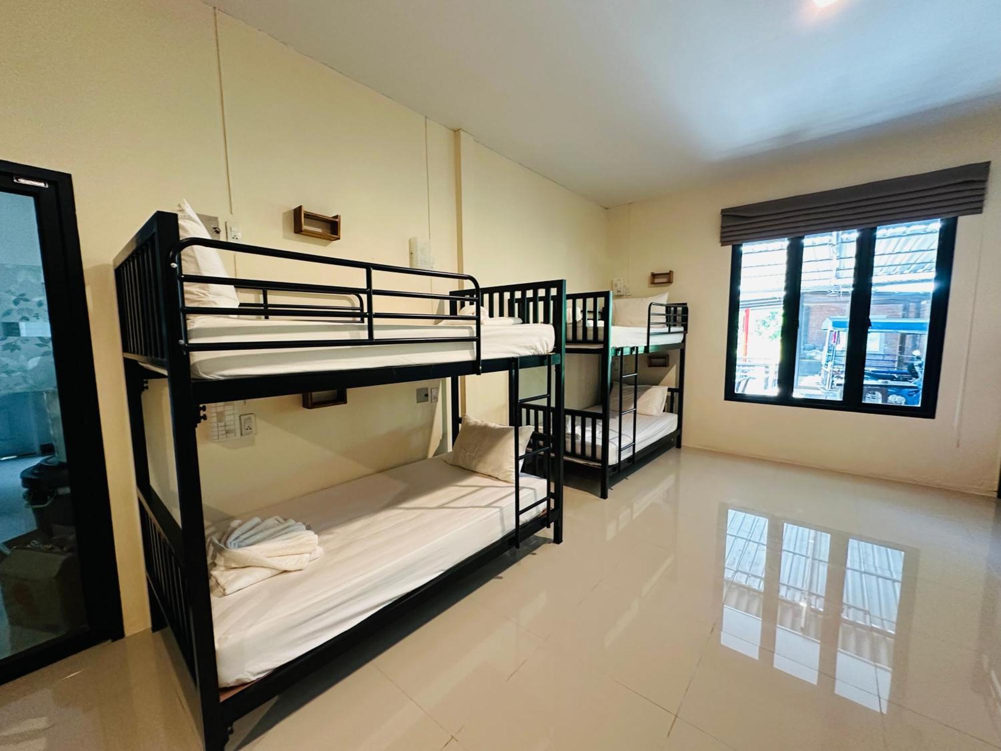Koh Jum Bungalow & Hostel Kültér fotó