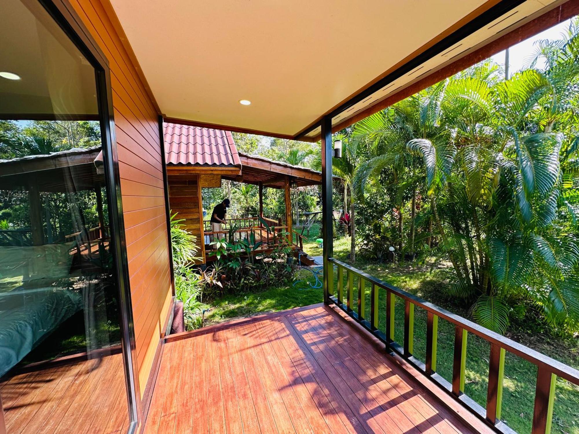 Koh Jum Bungalow & Hostel Kültér fotó