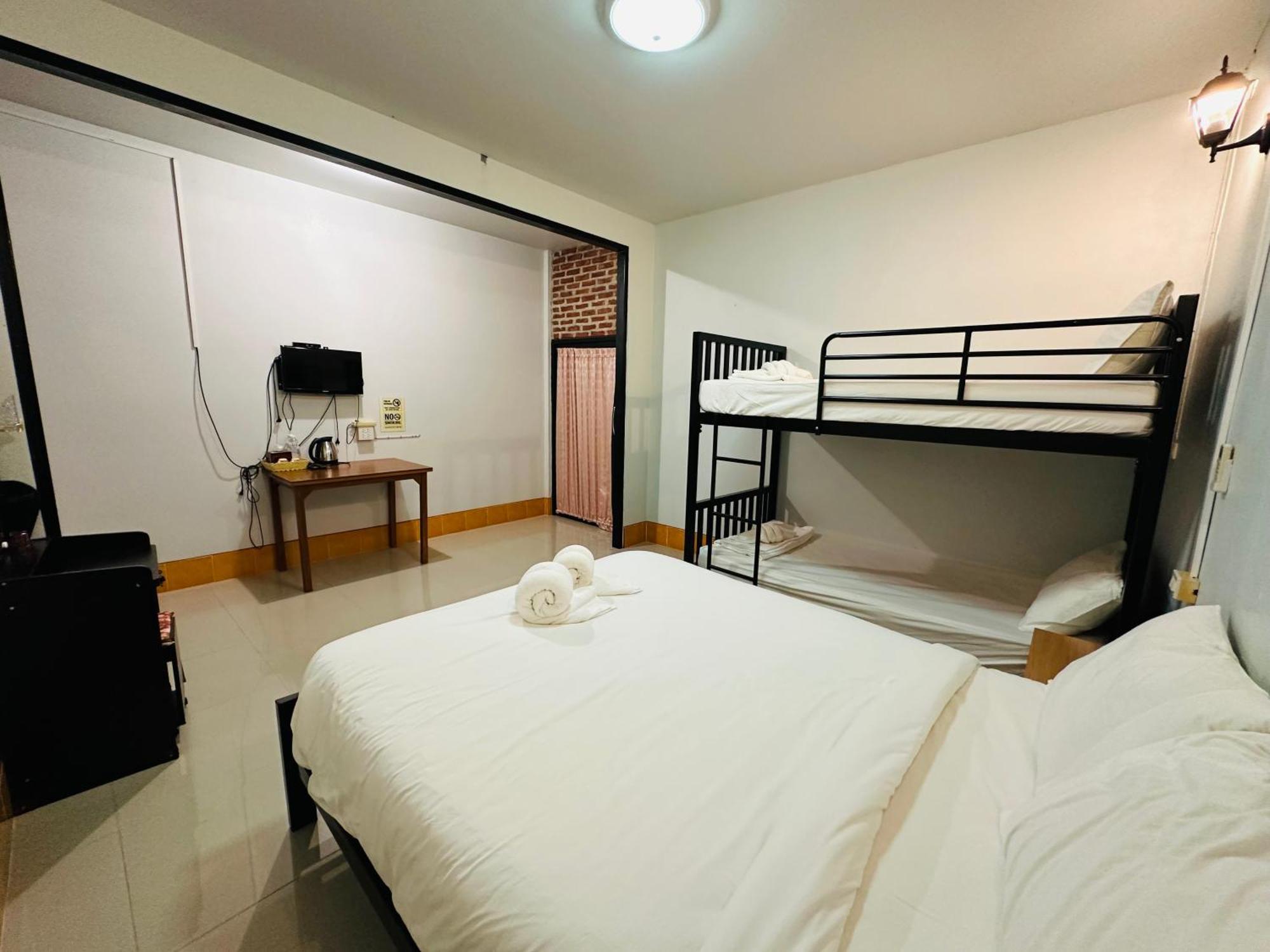 Koh Jum Bungalow & Hostel Kültér fotó