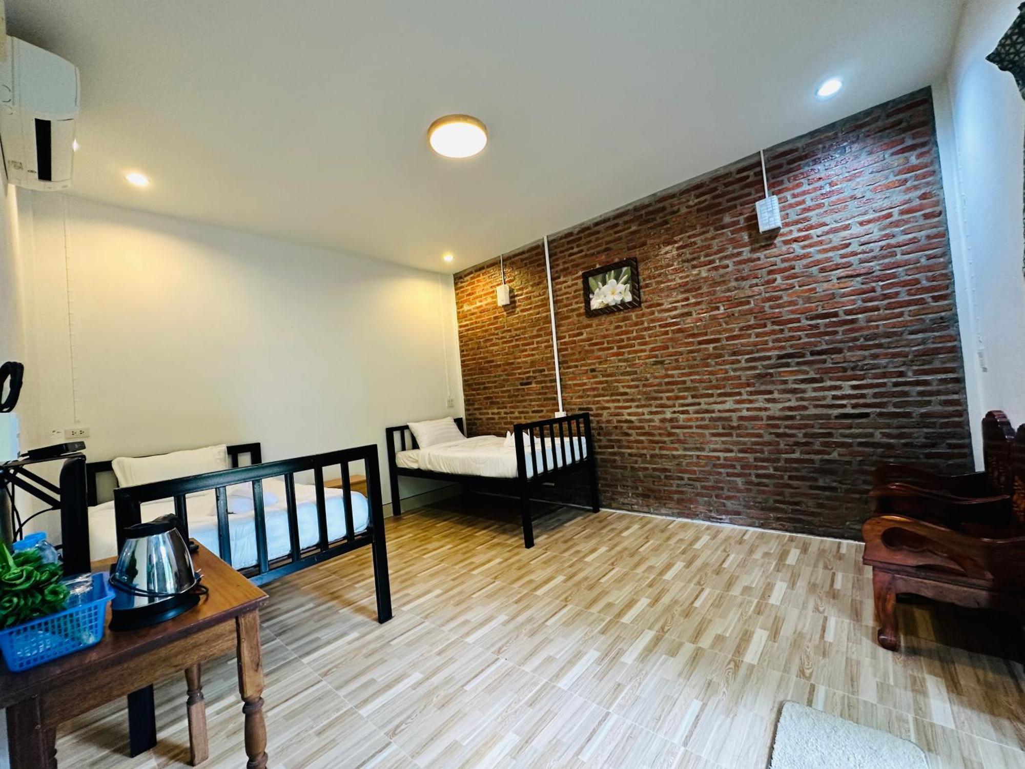Koh Jum Bungalow & Hostel Kültér fotó