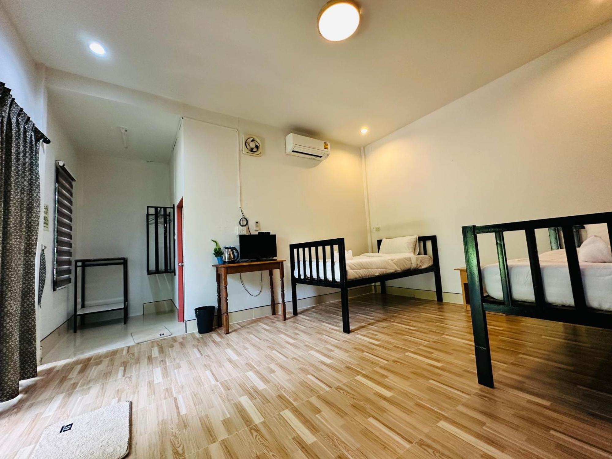 Koh Jum Bungalow & Hostel Kültér fotó